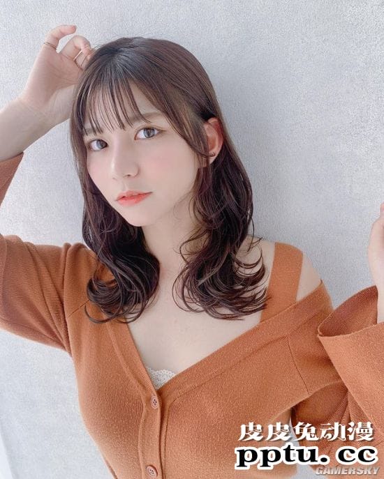 清纯外表下的爆好身材 喜欢嘟嘴的妹系写真女孩本田夕步