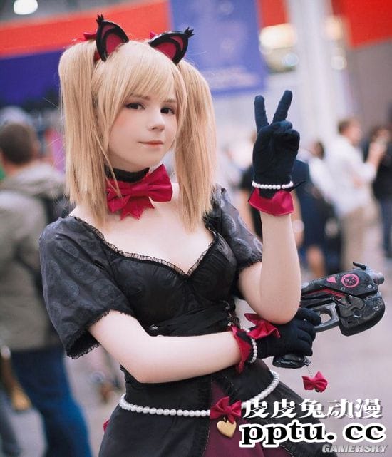 俄国萌妹COS《守望先锋》 多版本D.va俏皮可爱