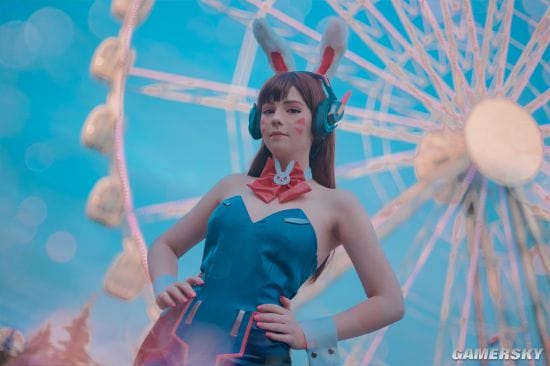 俄国萌妹COS《守望先锋》 多版本D.va俏皮可爱