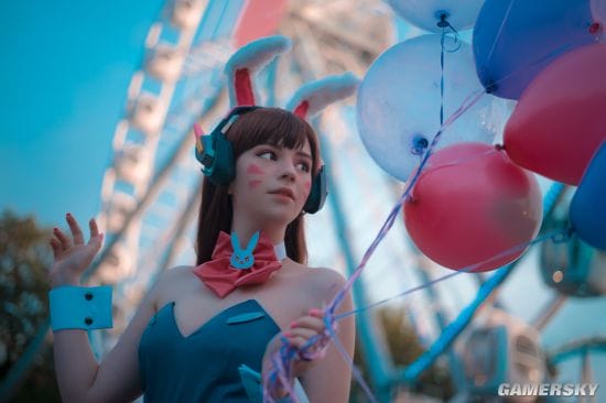 俄国萌妹COS《守望先锋》 多版本D.va俏皮可爱