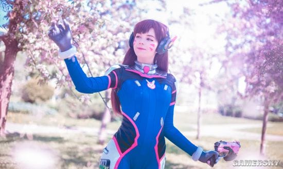 俄国萌妹COS《守望先锋》 多版本D.va俏皮可爱