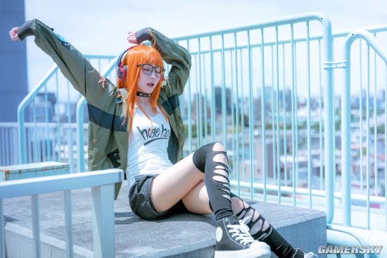 日本推特“绝对领域日” COSER小姐姐和画师的狂欢