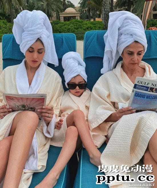 复制粘贴般的美貌 三代美女的超模Nour Arida一家