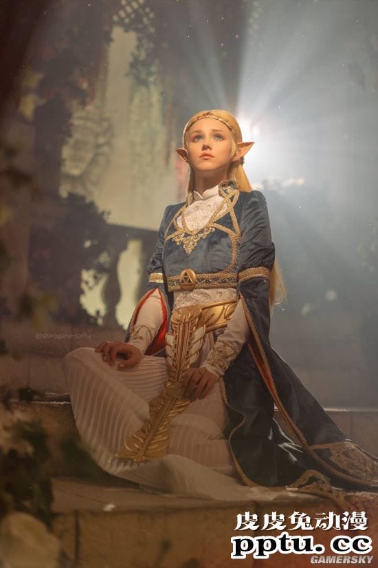 俄妹COS《塞尔达》公主 美艳公主送上大师之剑