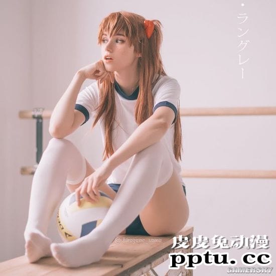 俄妹COS《塞尔达》公主 美艳公主送上大师之剑