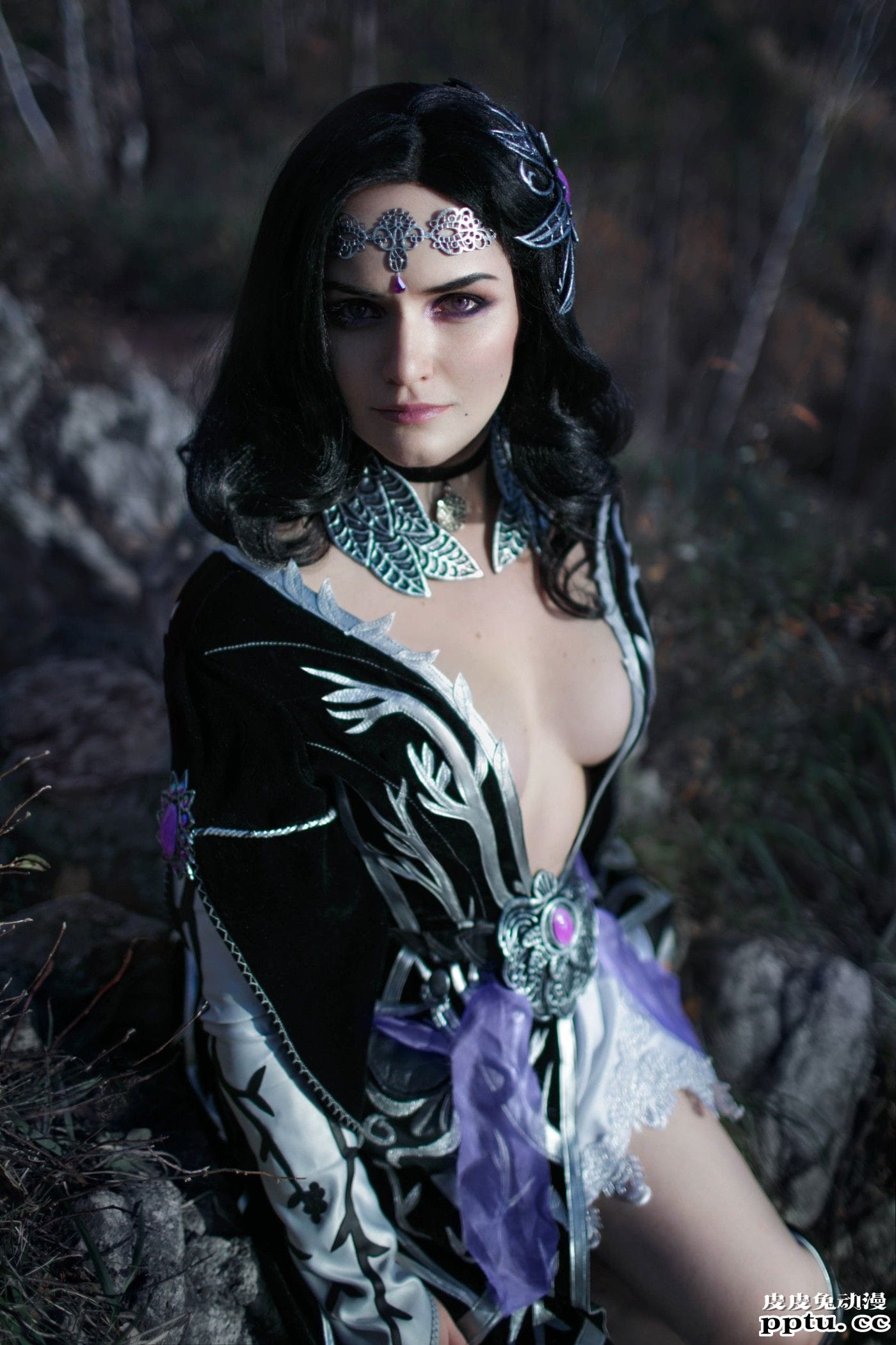 皮衣女术士来到2077 一周大师级CosPlay赏