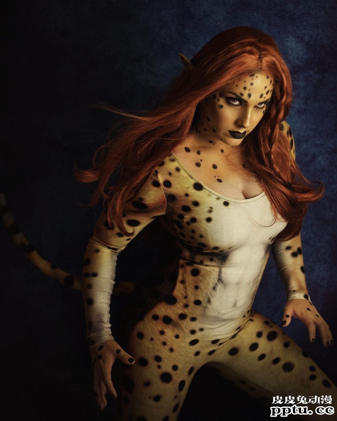 皮衣女术士来到2077 一周大师级CosPlay赏