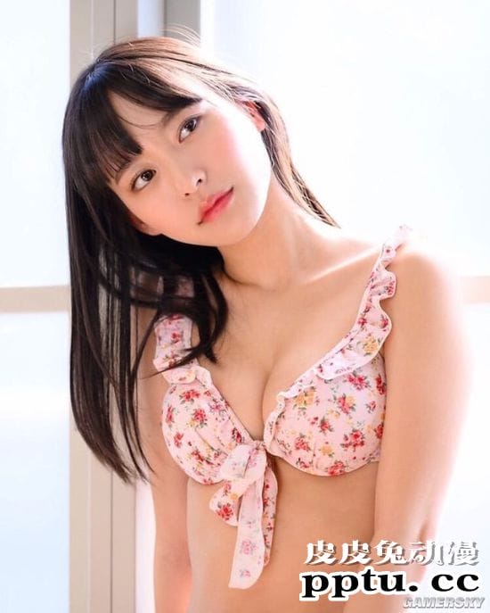 清新透明感的水着正妹 精通泳装的日本写真女星