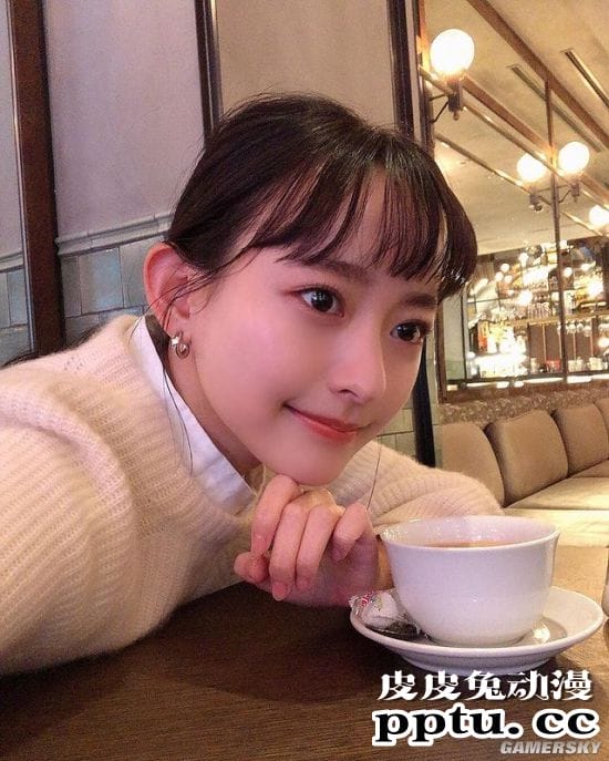 清新透明感的水着正妹 精通泳装的日本写真女星