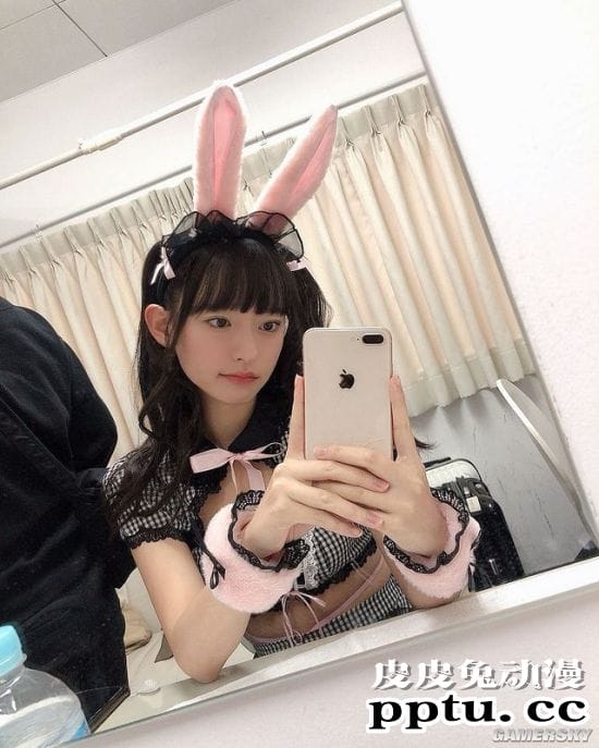 清新透明感的水着正妹 精通泳装的日本写真女星