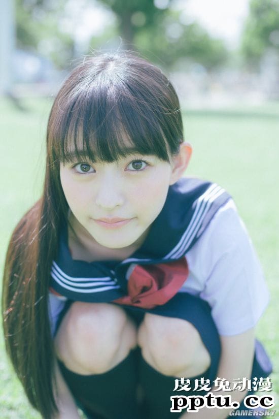 清新透明感的水着正妹 精通泳装的日本写真女星