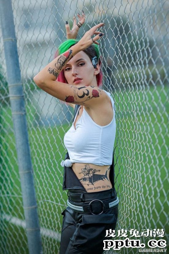 《赛博朋克2077》朱迪COS 绝美小姐姐带你体验超梦