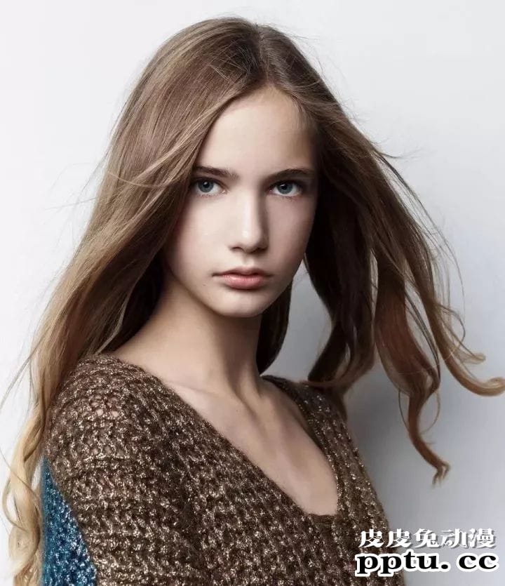 又一个“世界最美女孩”长大了 俄罗斯童模Marta Krylova