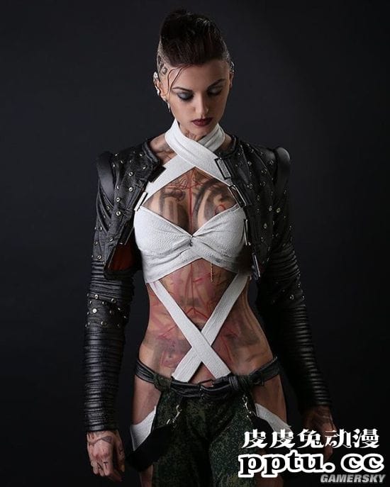 俄妹COS《赛博朋克2077》女歌星Lizzy Wizzy 金属光泽的性感