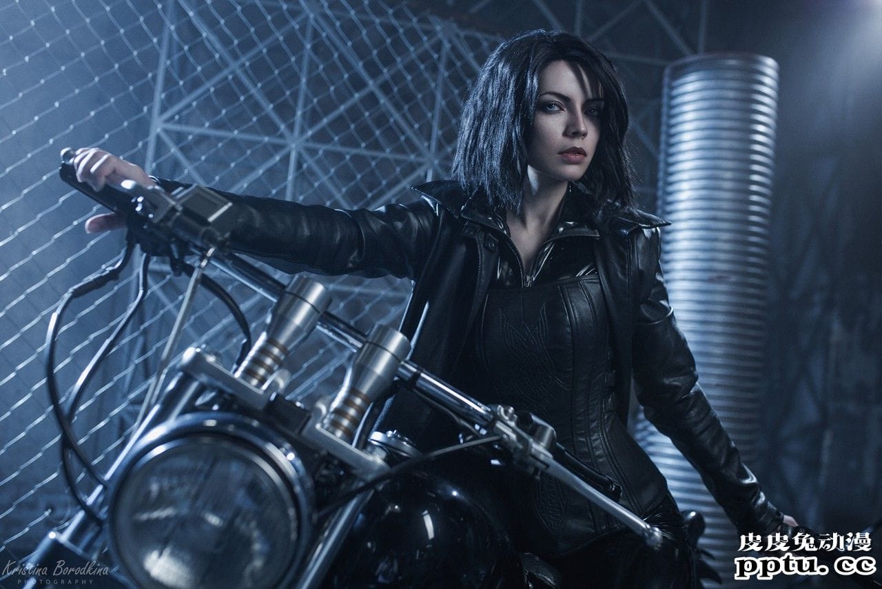 2B小姐姐丝袜变胶袜 一周大师级CosPlay赏