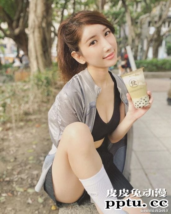 能吃能举铁 从写真女星转行健身美女的亚里沙
