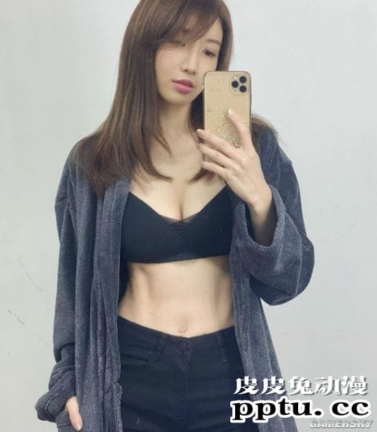 能吃能举铁 从写真女星转行健身美女的亚里沙