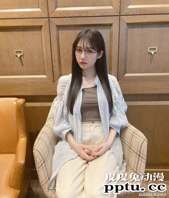 穿衣可爱脱衣有肉 NMB48新人小妹妹写真集首发