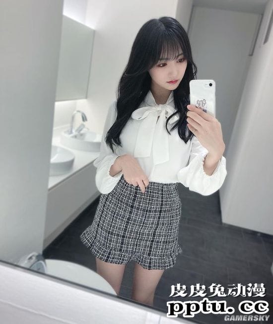 穿衣可爱脱衣有肉 NMB48新人小妹妹写真集首发