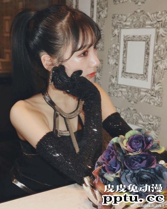 穿衣可爱脱衣有肉 NMB48新人小妹妹写真集首发