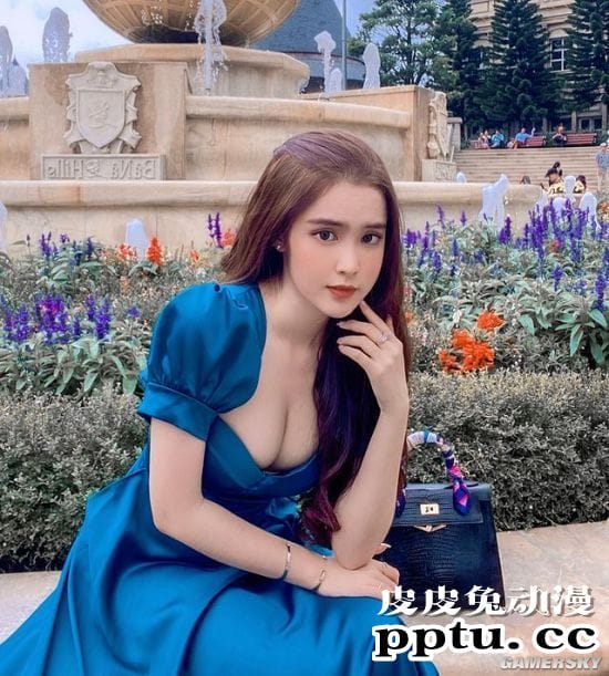 18岁就过分发育的美少女 越南雪肤正妹性感迷人