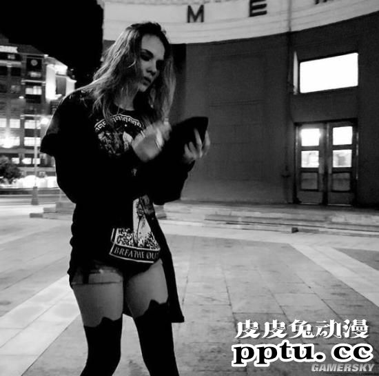 神造美体搭上中性美颜 俄罗斯红发美女Eva Chehova