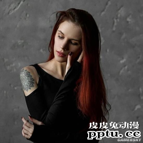 神造美体搭上中性美颜 俄罗斯红发美女Eva Chehova