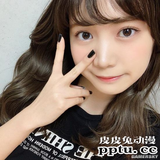 日本最可爱女店员 学历工作全造假转职写真女星