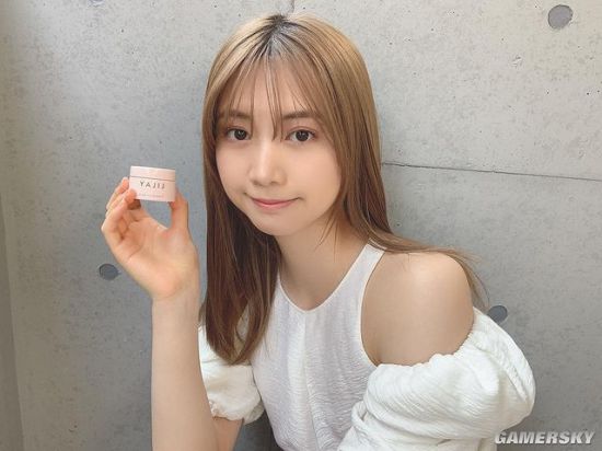 日本最可爱女店员 学历工作全造假转职写真女星