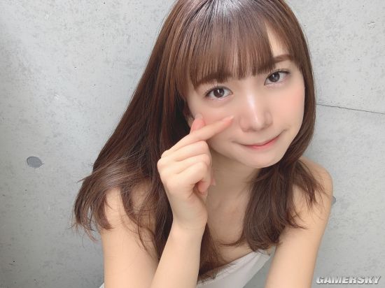 日本最可爱女店员 学历工作全造假转职写真女星