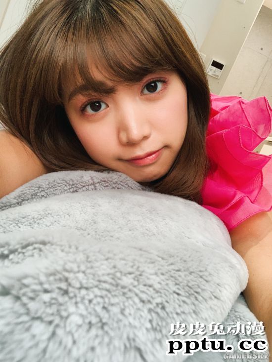 日本最可爱女店员 学历工作全造假转职写真女星