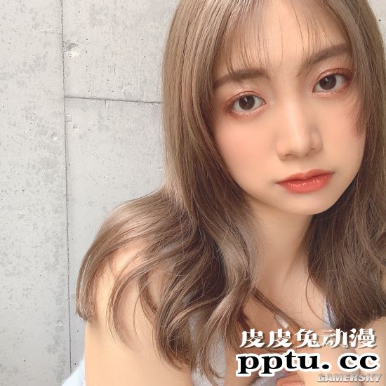 日本最可爱女店员 学历工作全造假转职写真女星