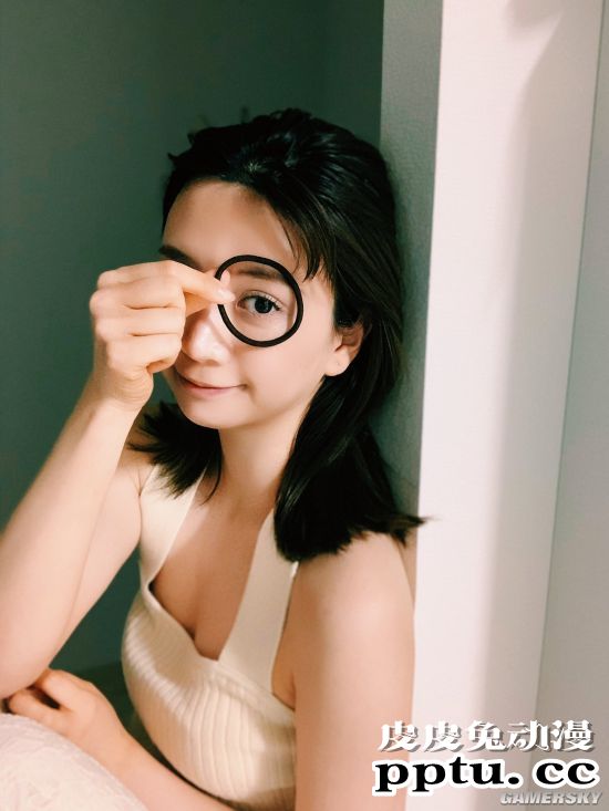 日本最可爱女店员 学历工作全造假转职写真女星