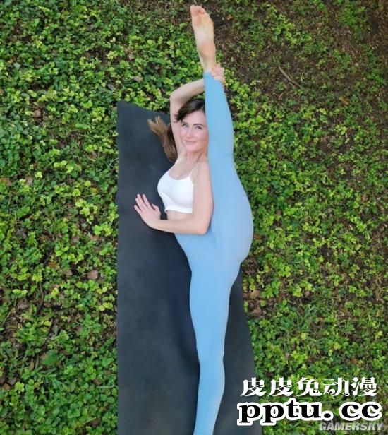 这令人羡慕的柔软身体 美人瑜伽老师Jamie Marie