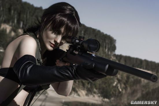 穿衣显瘦脱衣有肉的身材 俄罗斯正妹COSER仙气逼人