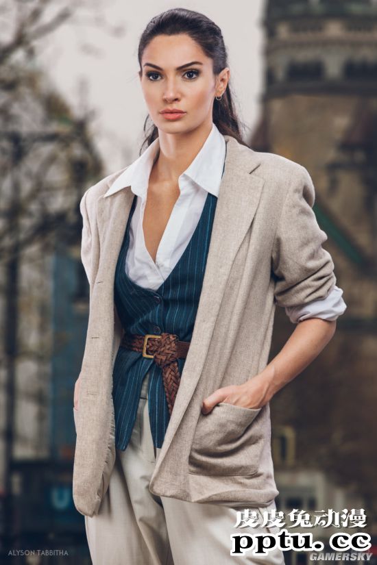 国外化妆大神COS神奇女侠 戴安娜公主长腿优雅性感