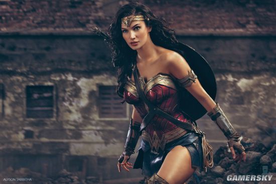 国外化妆大神COS神奇女侠 戴安娜公主长腿优雅性感