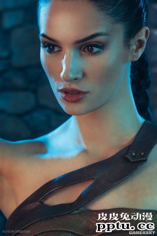 国外化妆大神COS神奇女侠 戴安娜公主长腿优雅性感