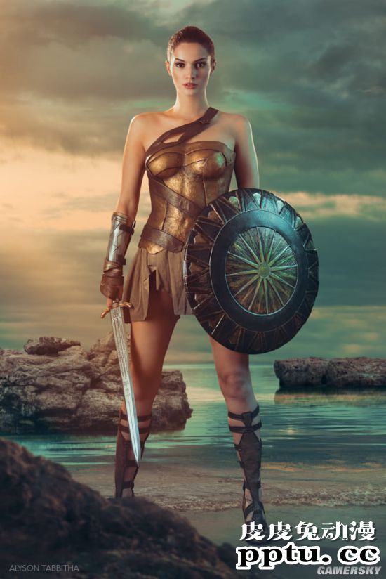 国外化妆大神COS神奇女侠 戴安娜公主长腿优雅性感