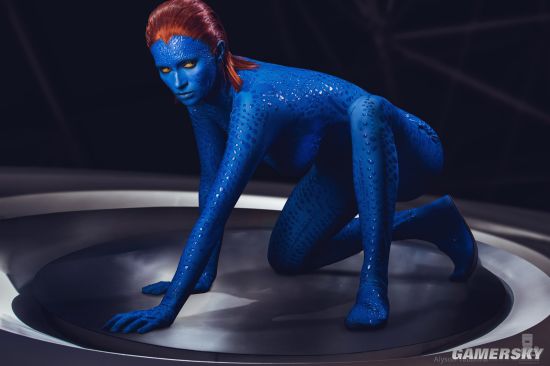 国外化妆大神COS神奇女侠 戴安娜公主长腿优雅性感