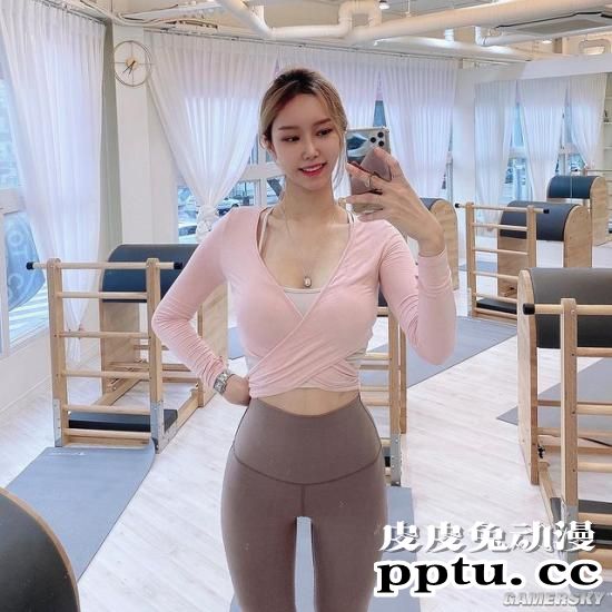 教练我想学普拉提!雪肤大眼令人垂涎的韩国正妹教练