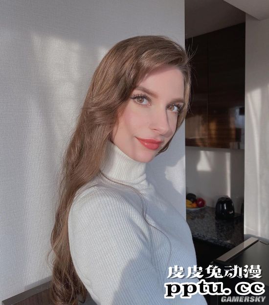 日本2020最美身材冠军 超长美腿的乌克兰美女