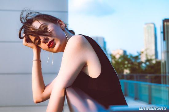 日本2020最美身材冠军 超长美腿的乌克兰美女