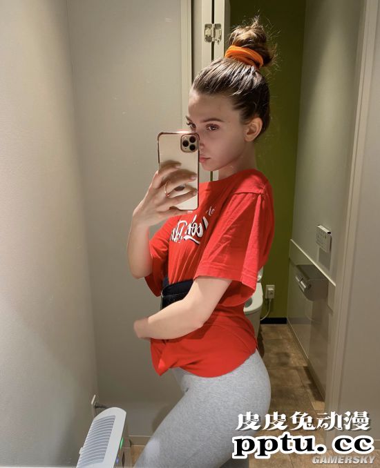 日本2020最美身材冠军 超长美腿的乌克兰美女