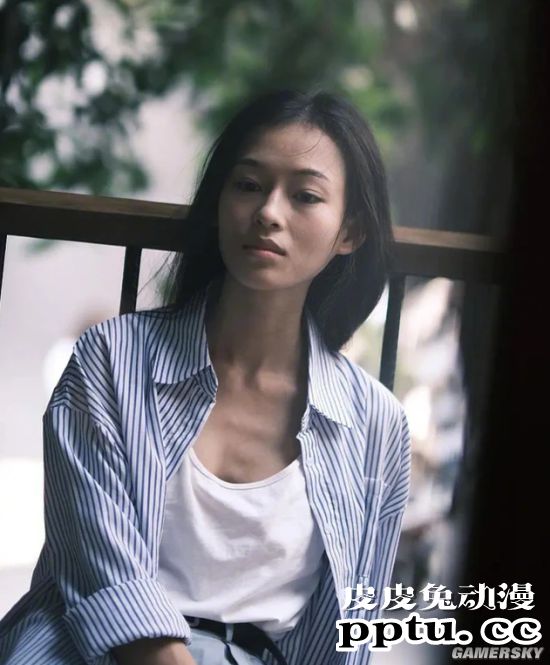 越南模特撞脸章子怡走红 网友：章子怡越南分怡