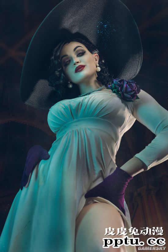 《生化8》吸血鬼贵妇COS美照合集 不仅大的性感眼神也很可怕-皮皮兔动漫