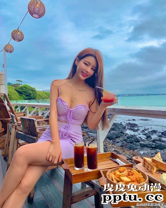 韩国女赛车手登男性杂志走红 实力派身材简直太犯规