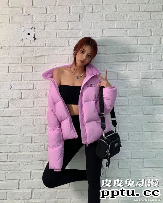 韩国女赛车手登男性杂志走红 实力派身材简直太犯规