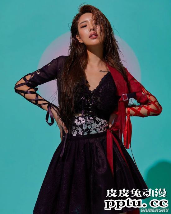 韩国女赛车手登男性杂志走红 实力派身材简直太犯规