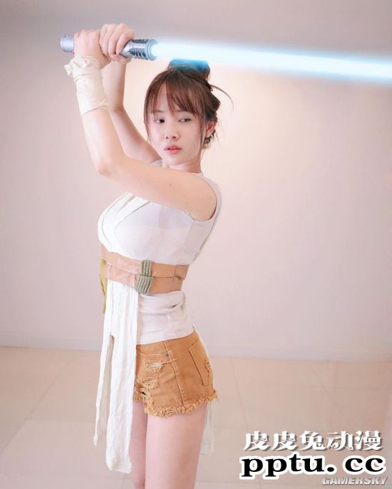 白嫩青春的惹火身材 软萌实力惊人的泰国正妹